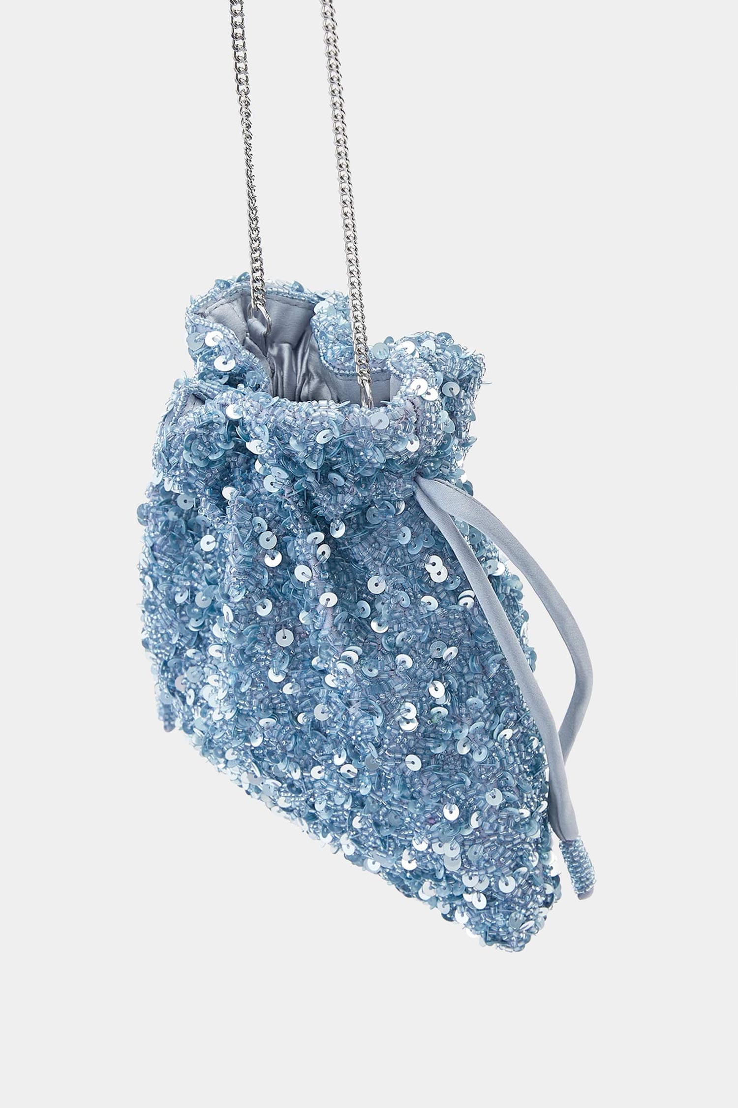Shoulder bag with rings